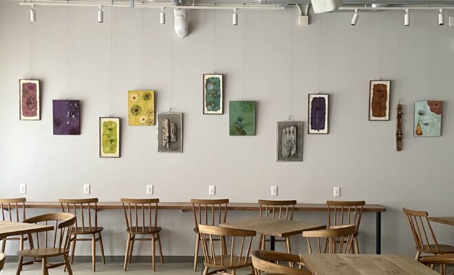 【4/17～5/13】作品展　『花の色は うつりにけりな…』