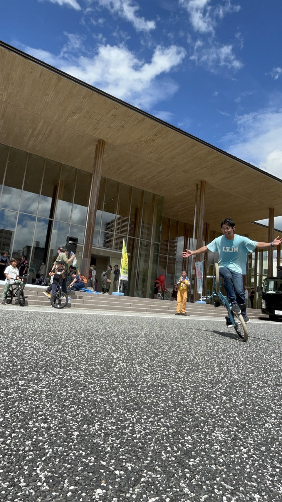 BMXパフォーマー　あおみ