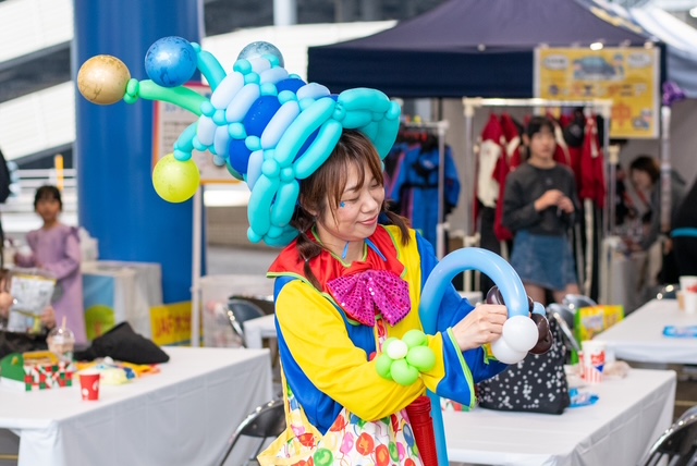 バルーンアーティスト　MAYA